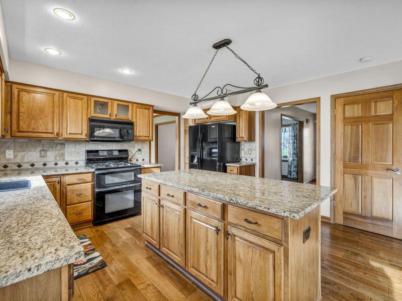 1401 Carmel Drive , Marysville, OH 43040 Photo 16