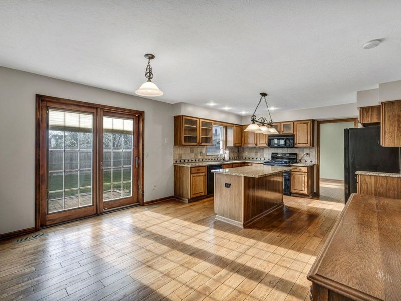 1401 Carmel Drive , Marysville, OH 43040 Photo 21