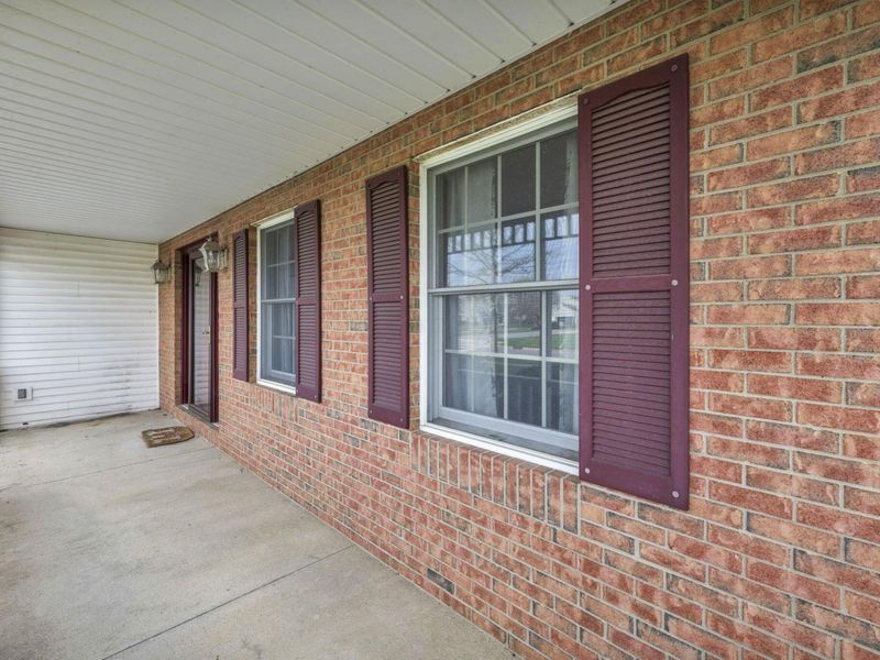 1401 Carmel Drive , Marysville, OH 43040 Photo 4