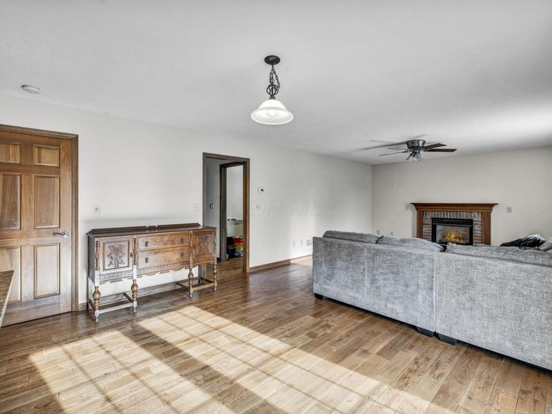 1401 Carmel Drive , Marysville, OH 43040 Photo 8