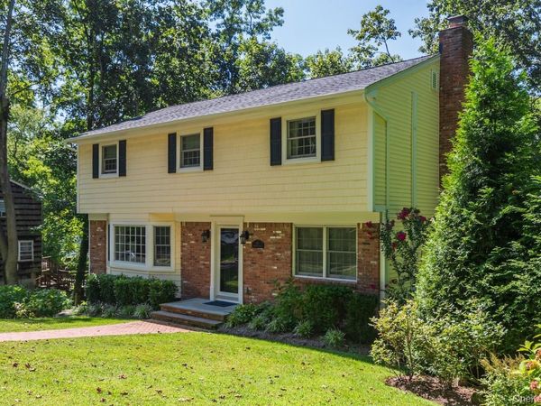 33 Northwood Circle, Huntington, NY 11743