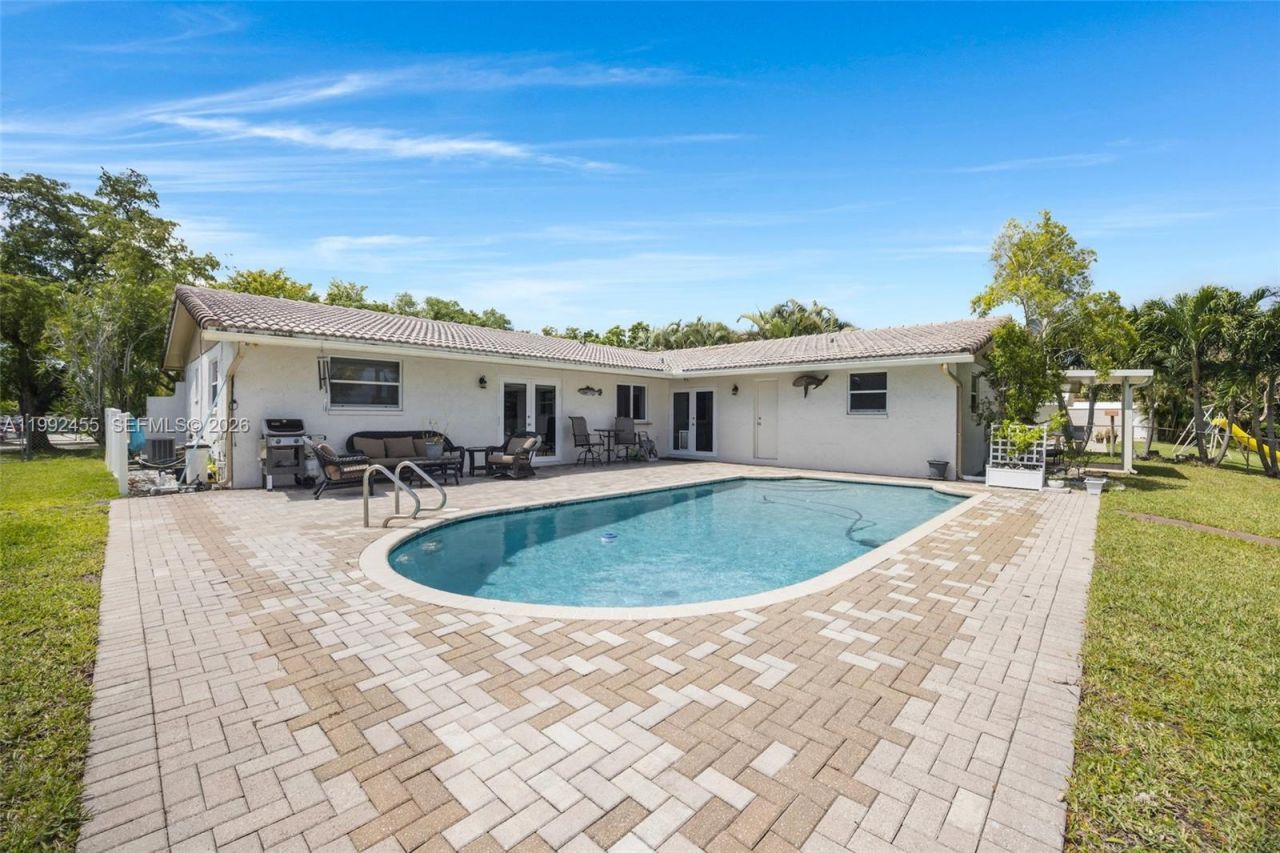 6121 SW 16th St, Plantation, FL 33317 Photo