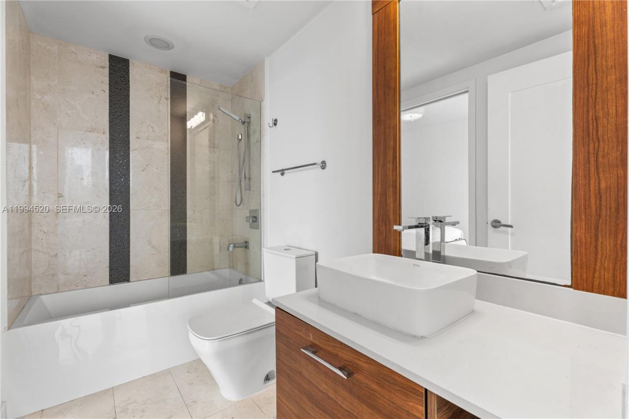 601 NE 27th St, Unit 1202, Miami, FL 33137 Photo