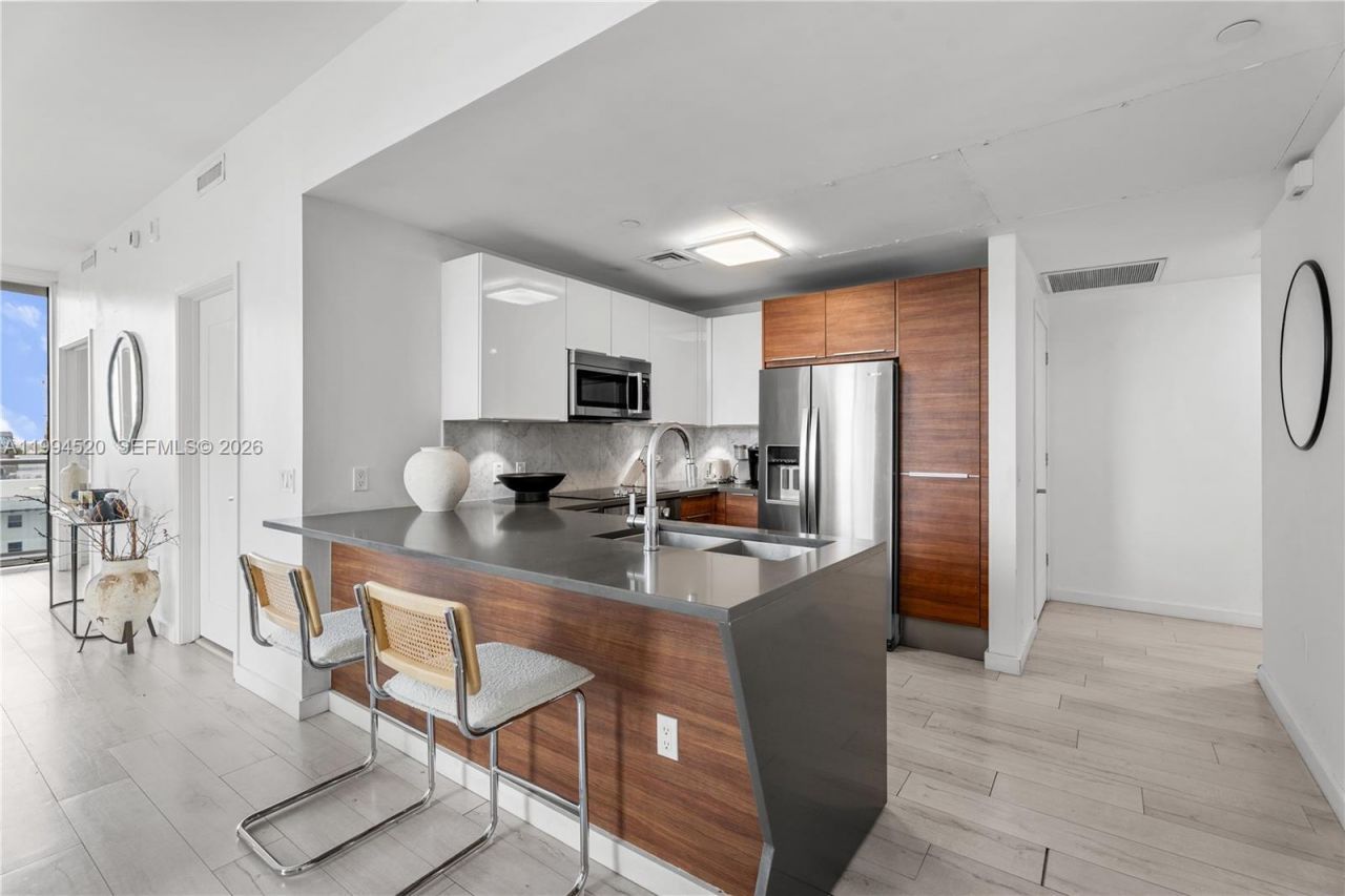 601 NE 27th St, Unit 1202, Miami, FL 33137 Photo