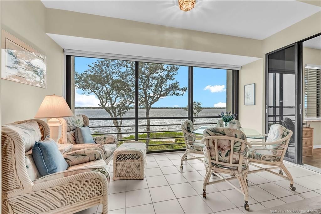 2560 NW Seagrass Drive, Unit 6B, Palm City, FL 34990 Photo