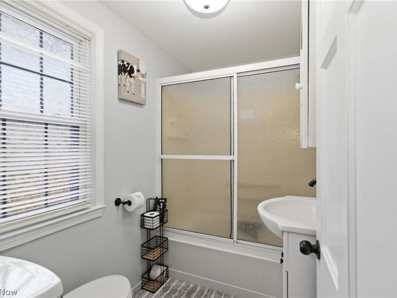 440 S Freedom Street , Ravenna, OH 44266 Photo 22