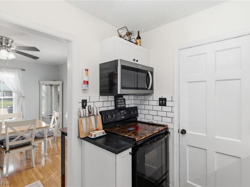 440 S Freedom Street , Ravenna, OH 44266 Photo 9