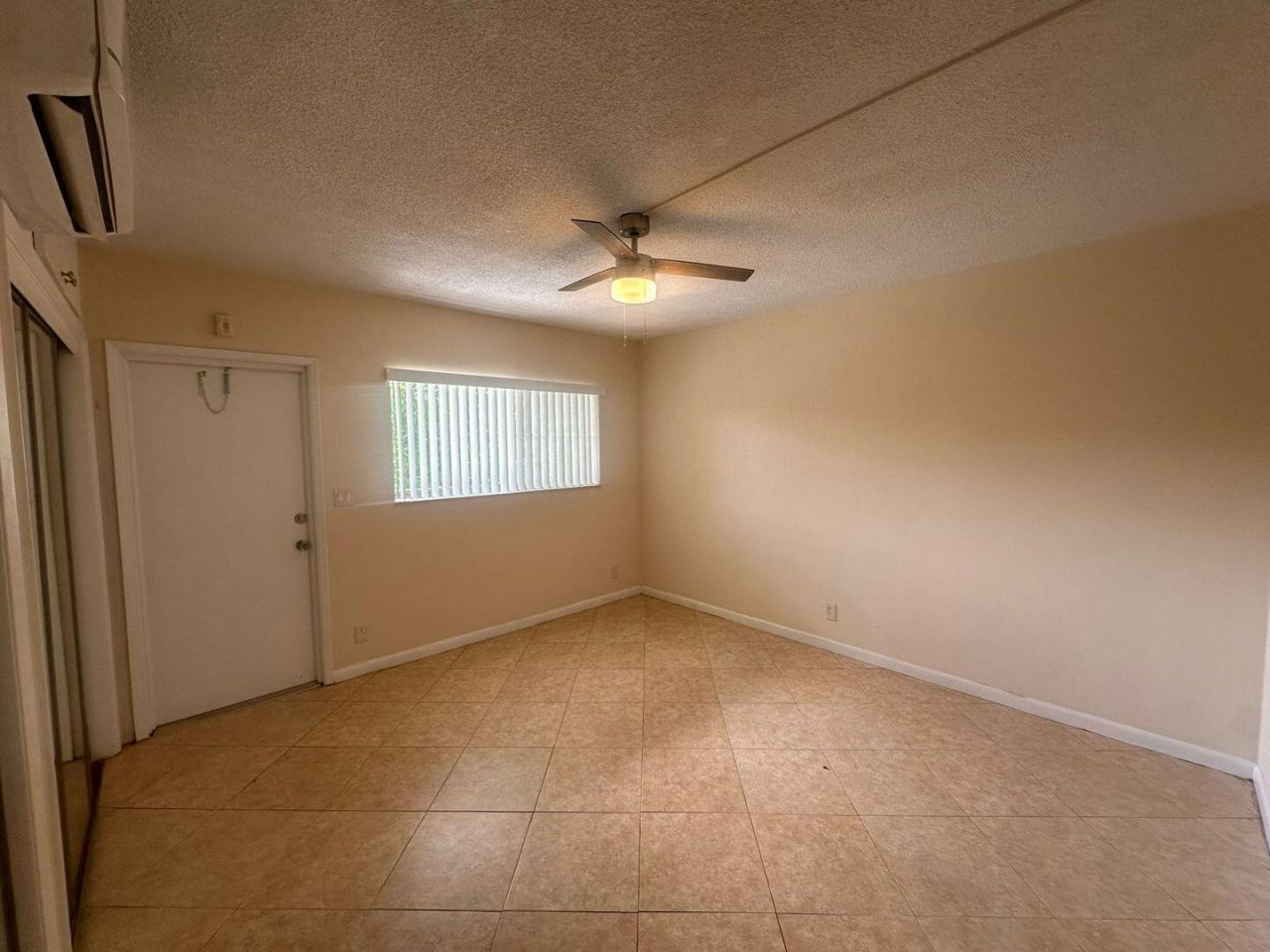 2170 NE 51st Court, Unit B25, Fort Lauderdale, FL 33308 Photo