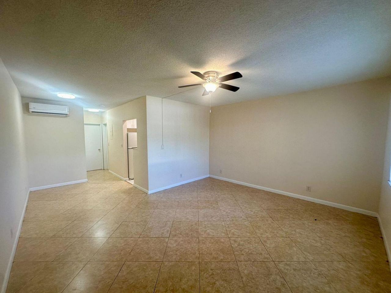 2170 NE 51st Court, Unit B25, Fort Lauderdale, FL 33308 Photo