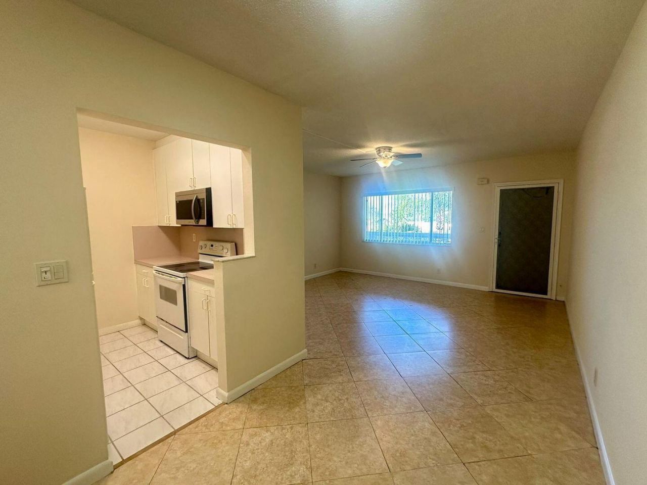 2170 NE 51st Court, Unit B25, Fort Lauderdale, FL 33308 Photo