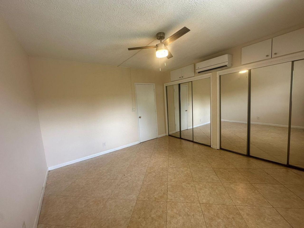 2170 NE 51st Court, Unit B25, Fort Lauderdale, FL 33308 Photo