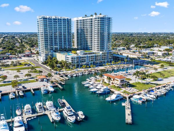 220 Lake Shore Drive, Unit 1125, Lake Park, FL 33403