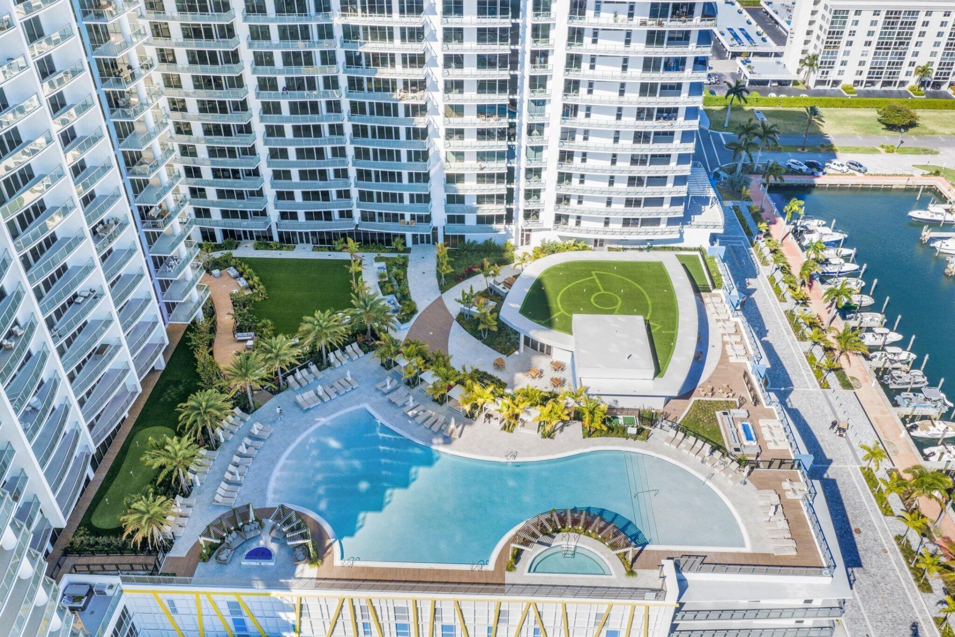 220 Lake Shore Drive, Unit 1125, Lake Park, FL 33403 Photo