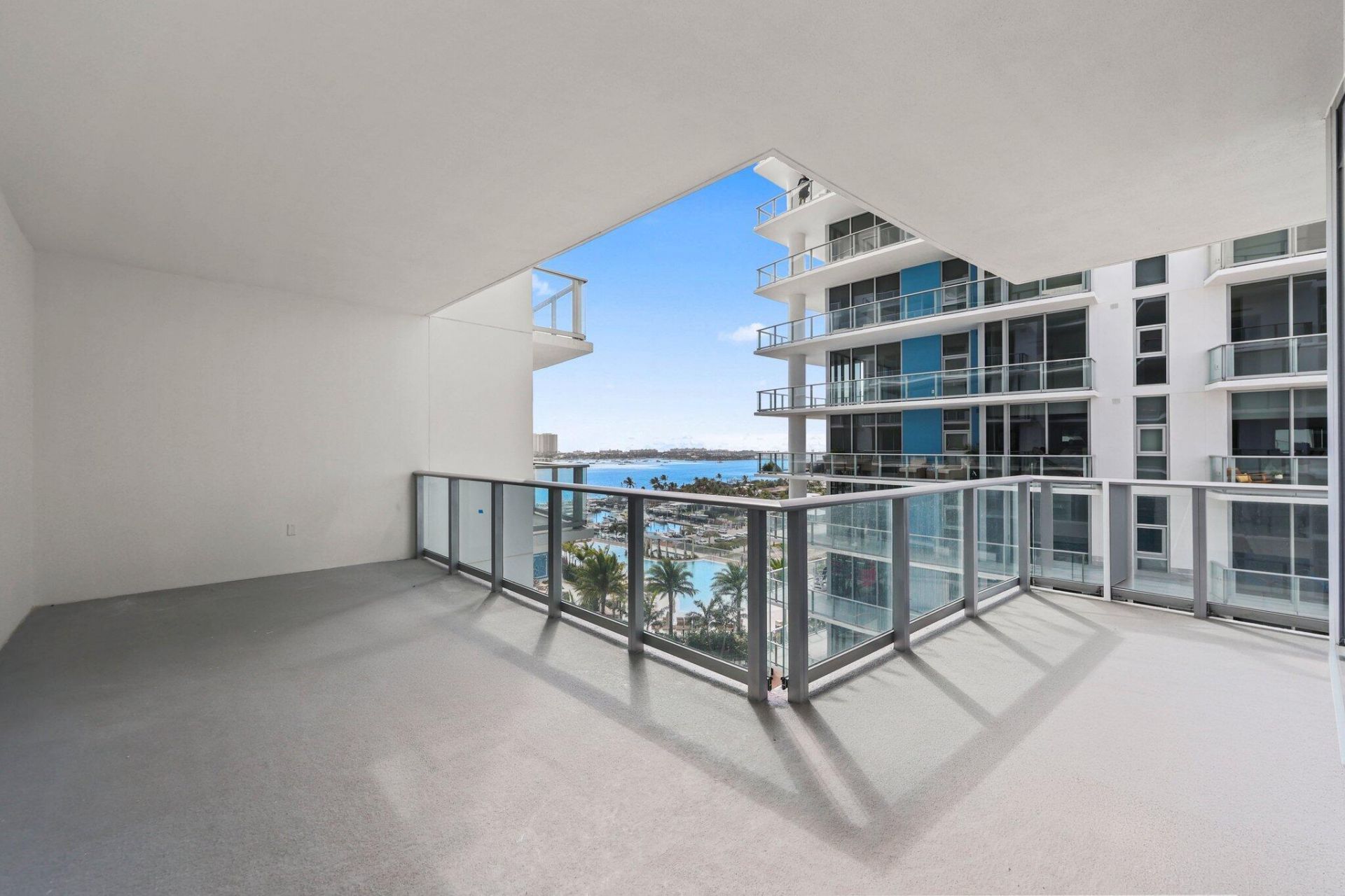 220 Lake Shore Drive, Unit 1125, Lake Park, FL 33403 Photo