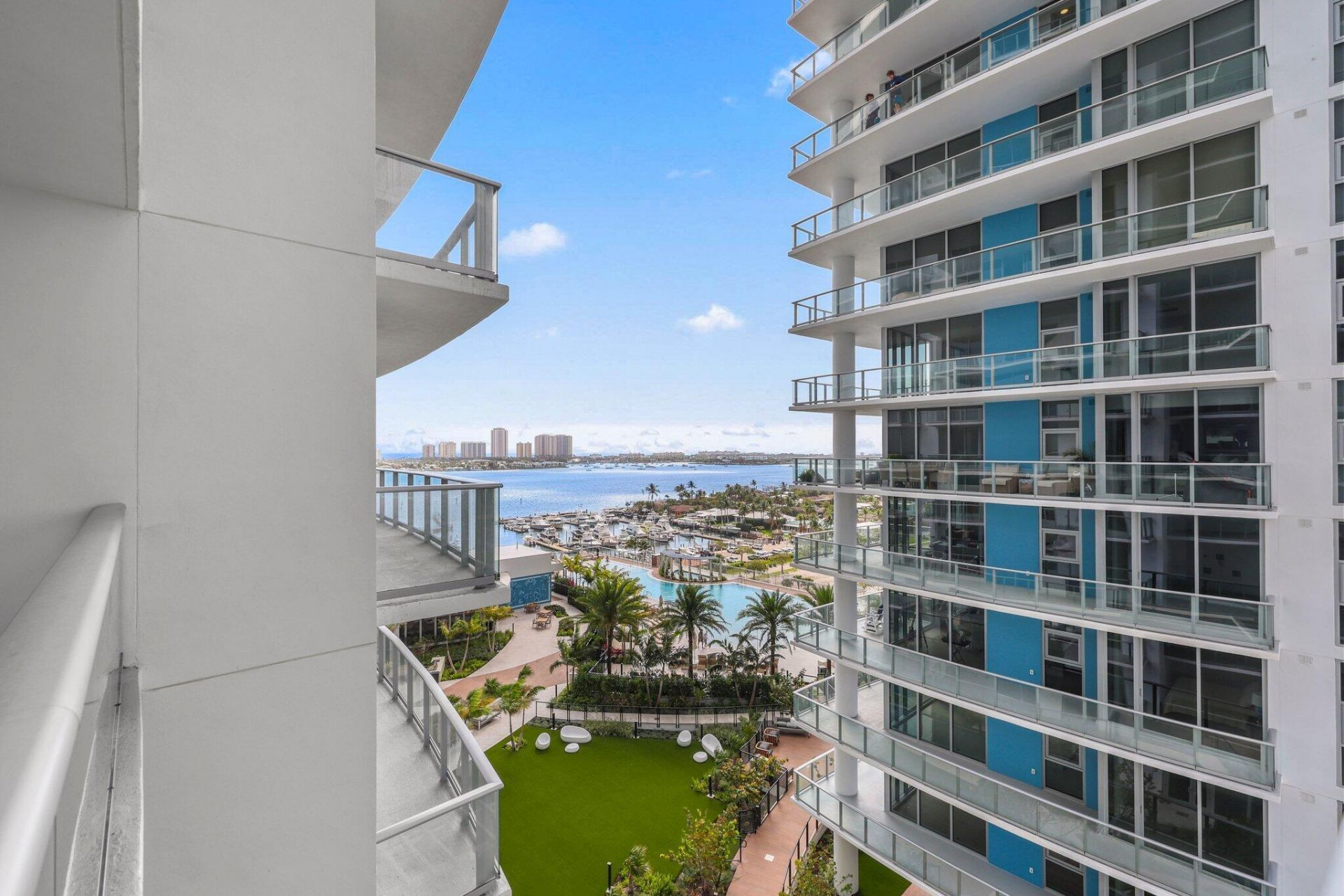 220 Lake Shore Drive, Unit 1125, Lake Park, FL 33403 Photo