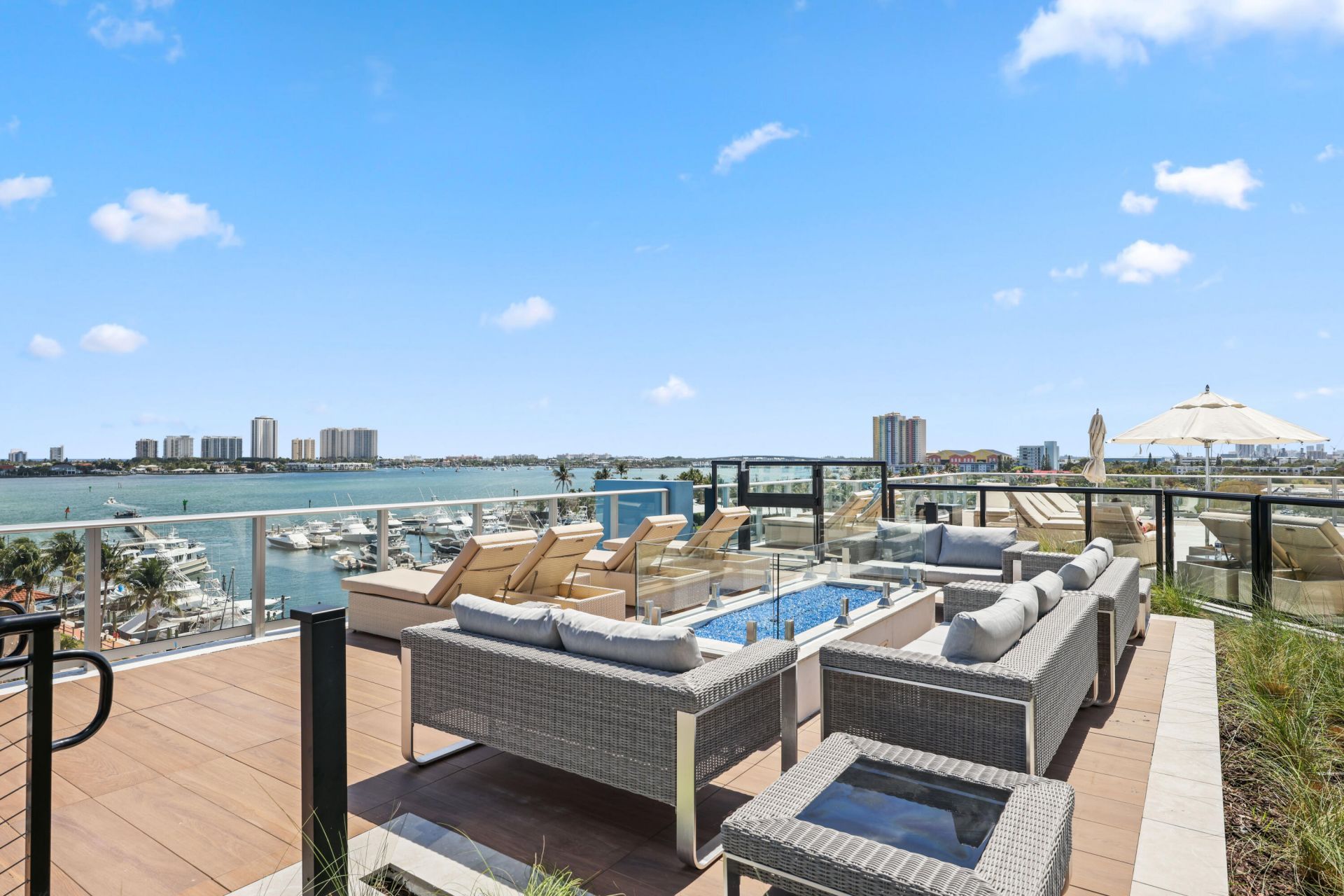 220 Lake Shore Drive, Unit 1125, Lake Park, FL 33403 Photo