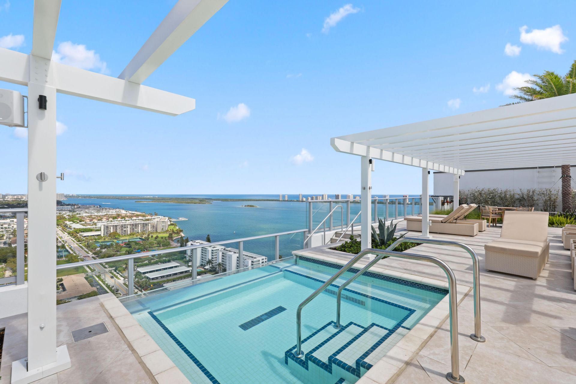 220 Lake Shore Drive, Unit 1125, Lake Park, FL 33403 Photo