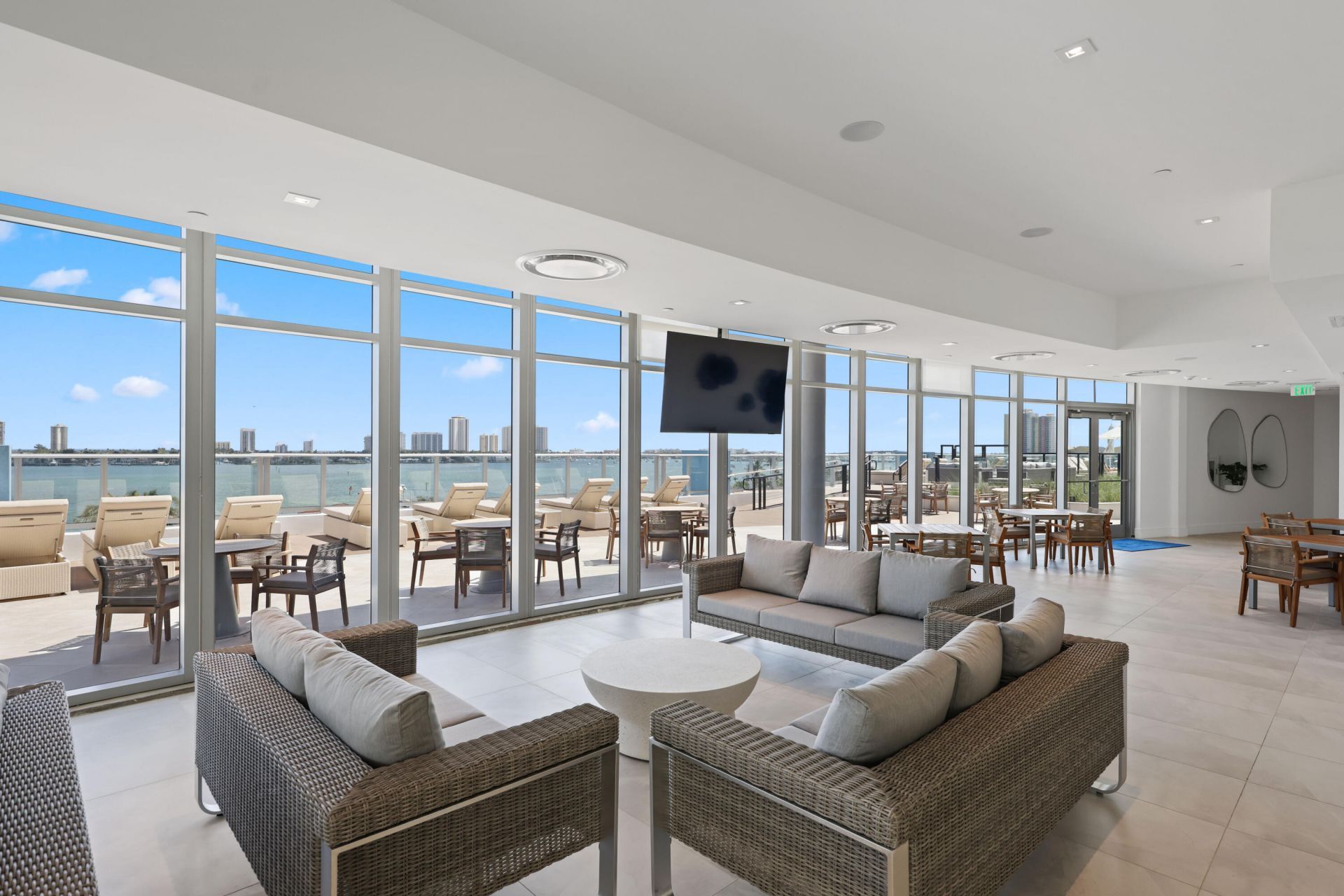220 Lake Shore Drive, Unit 1125, Lake Park, FL 33403 Photo