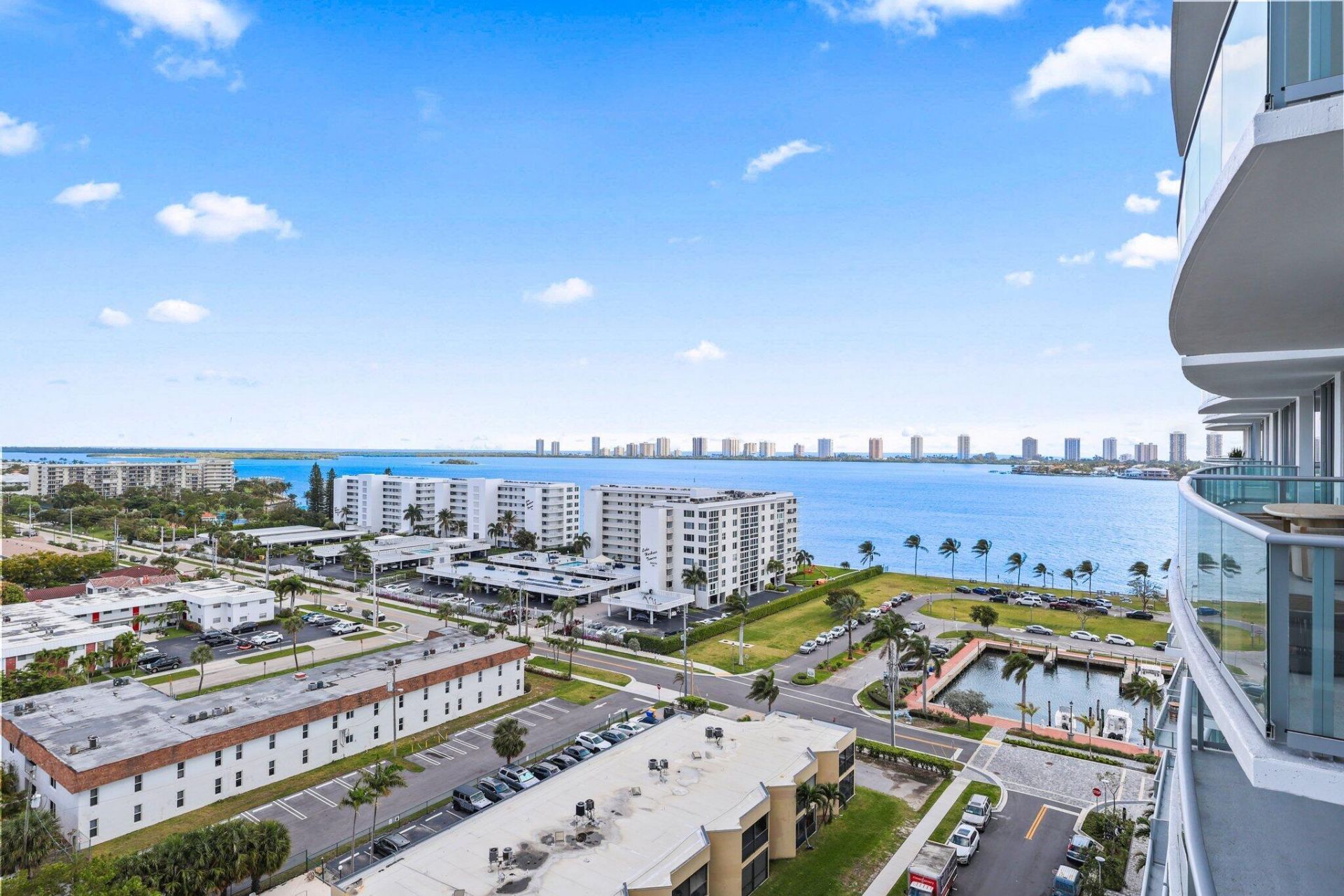 220 Lake Shore Drive, Unit 1125, Lake Park, FL 33403 Photo