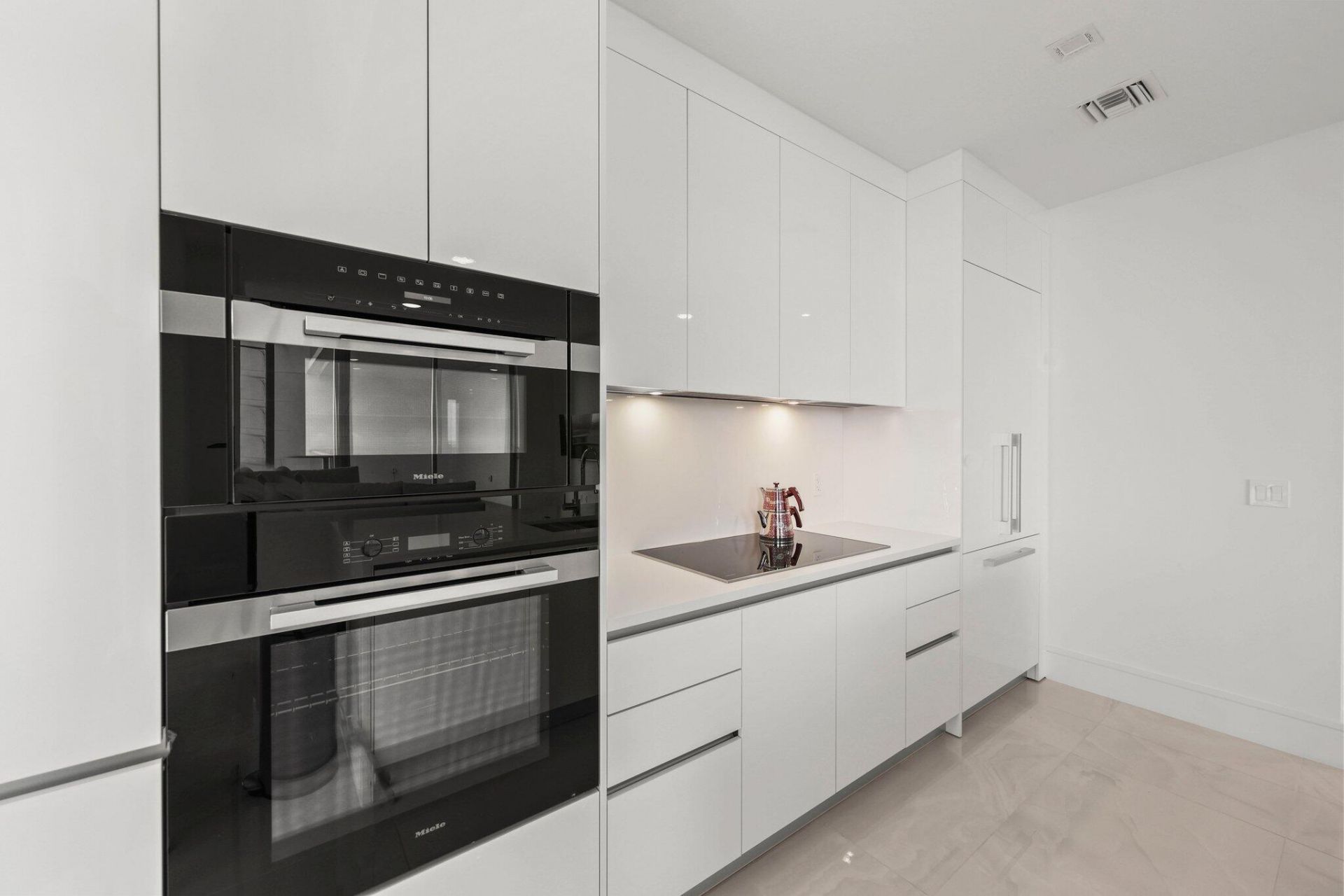 220 Lake Shore Drive, Unit 1125, Lake Park, FL 33403 Photo