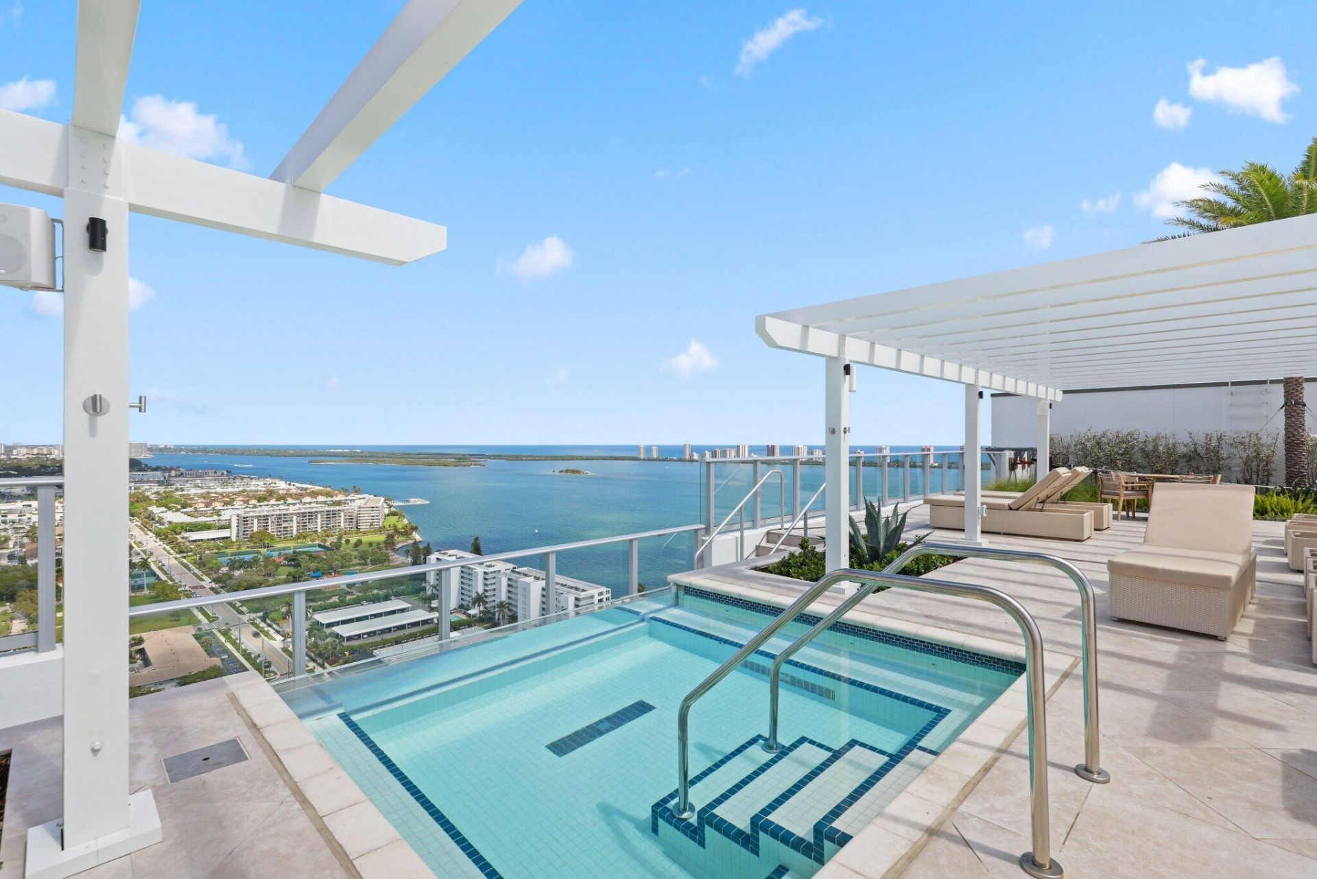 220 Lake Shore Drive, Unit 1125, Lake Park, FL 33403 Photo