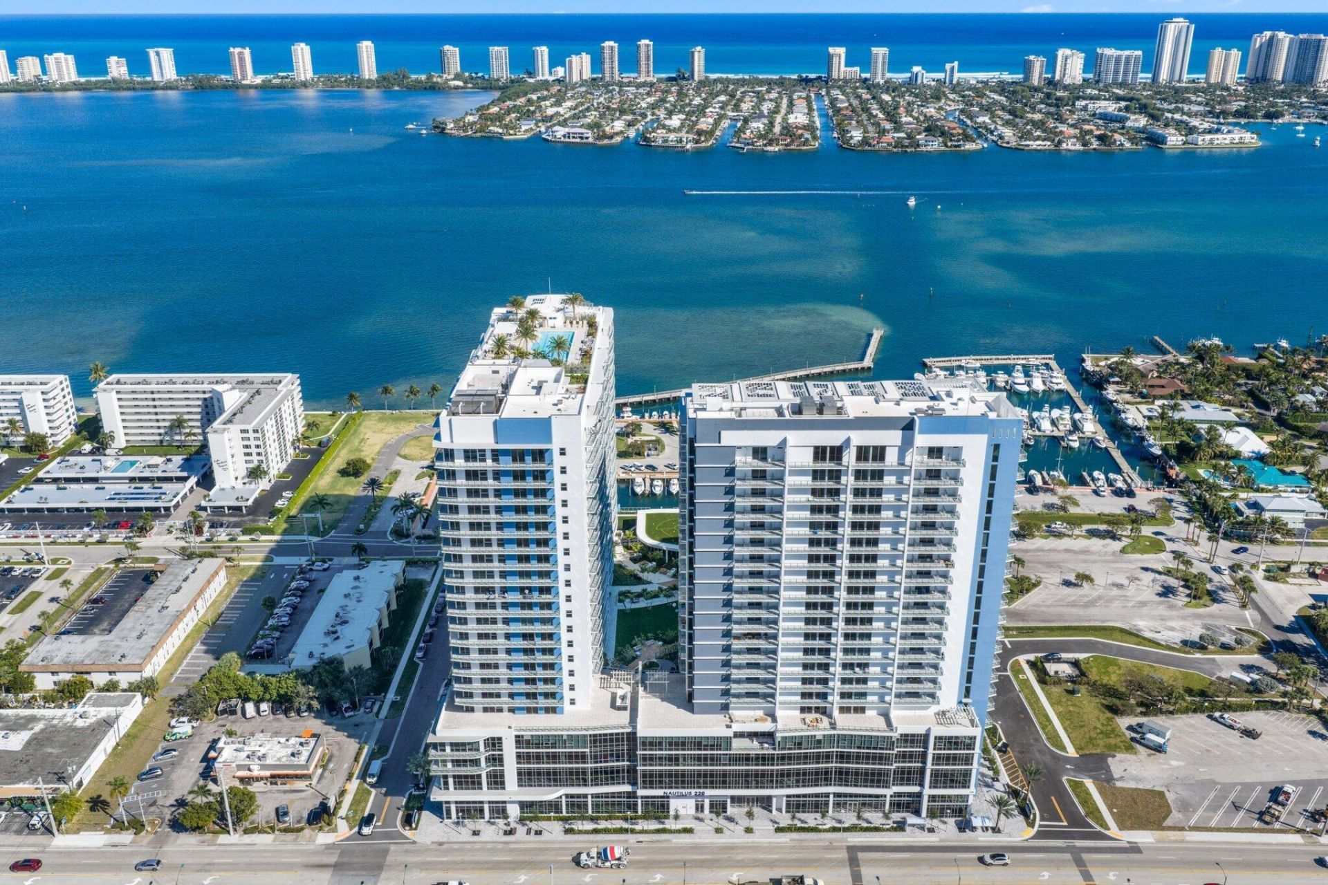 220 Lake Shore Drive, Unit 1125, Lake Park, FL 33403 Photo