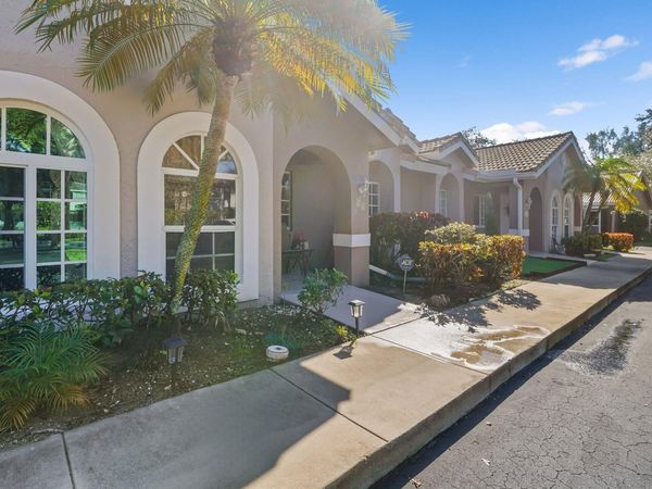 3181 Holiday Springs Boulevard, Unit 41, Margate, FL 33063