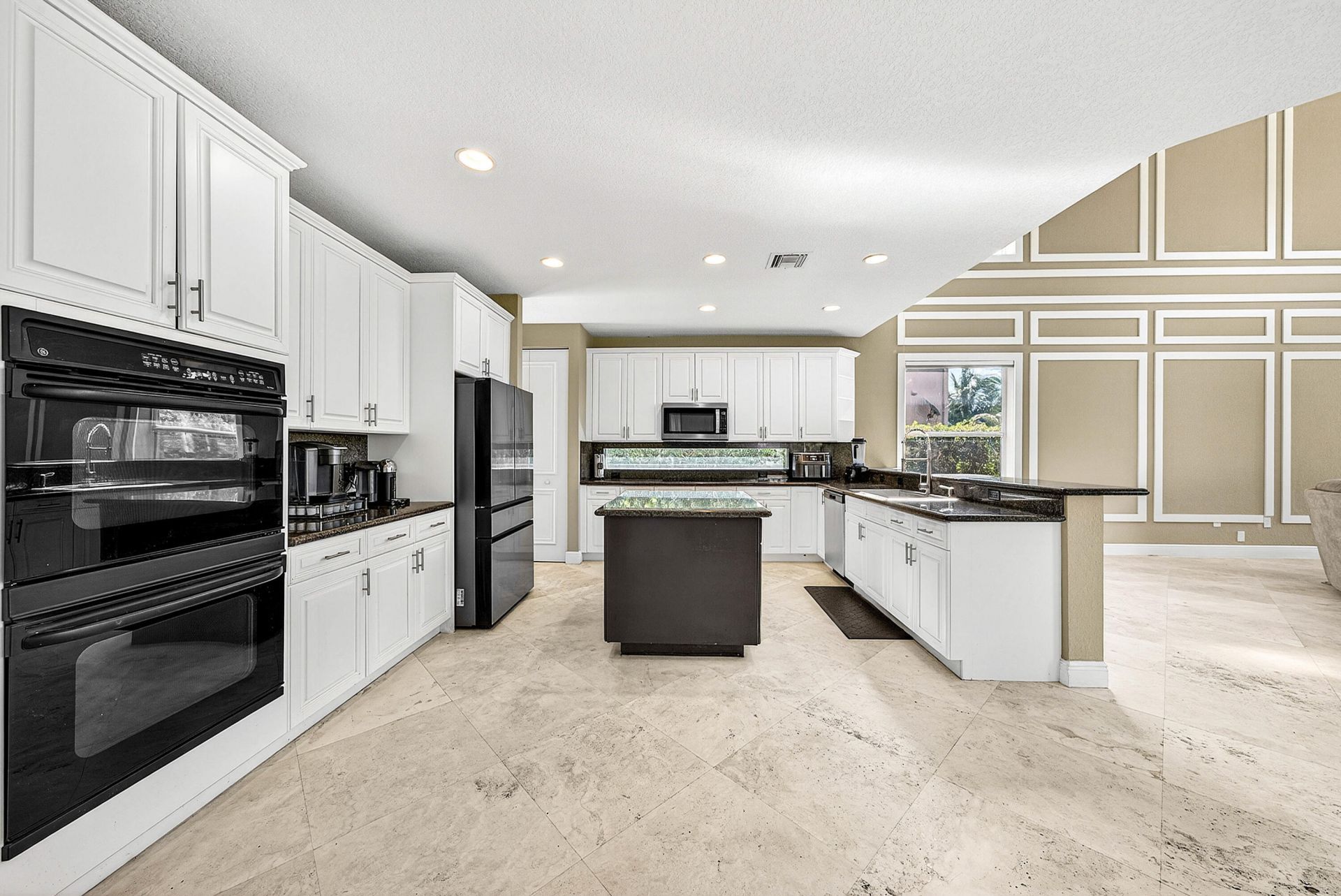 19582 Saturnia Lakes Drive, Boca Raton, FL 33498 Photo