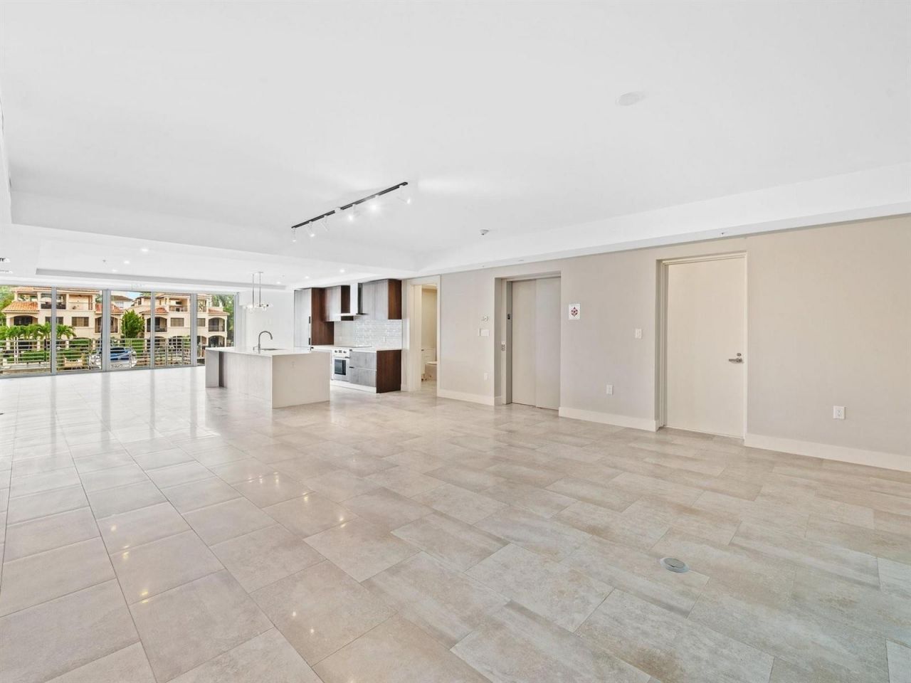 133 Isle Of Venice Drive, Unit 201, Fort Lauderdale, FL 33301 Photo