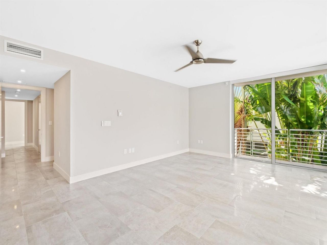 133 Isle Of Venice Drive, Unit 201, Fort Lauderdale, FL 33301 Photo