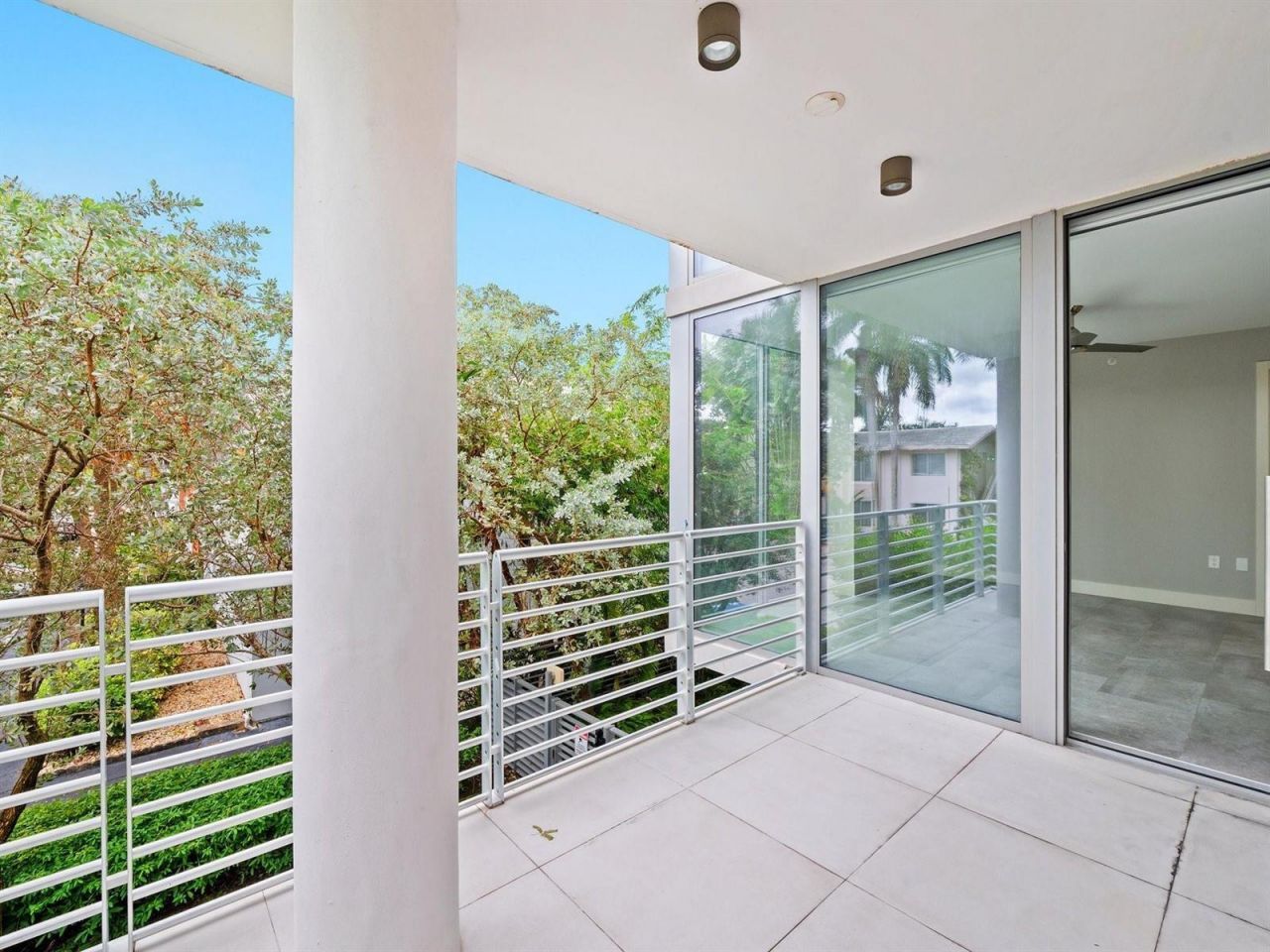 133 Isle Of Venice Drive, Unit 201, Fort Lauderdale, FL 33301 Photo