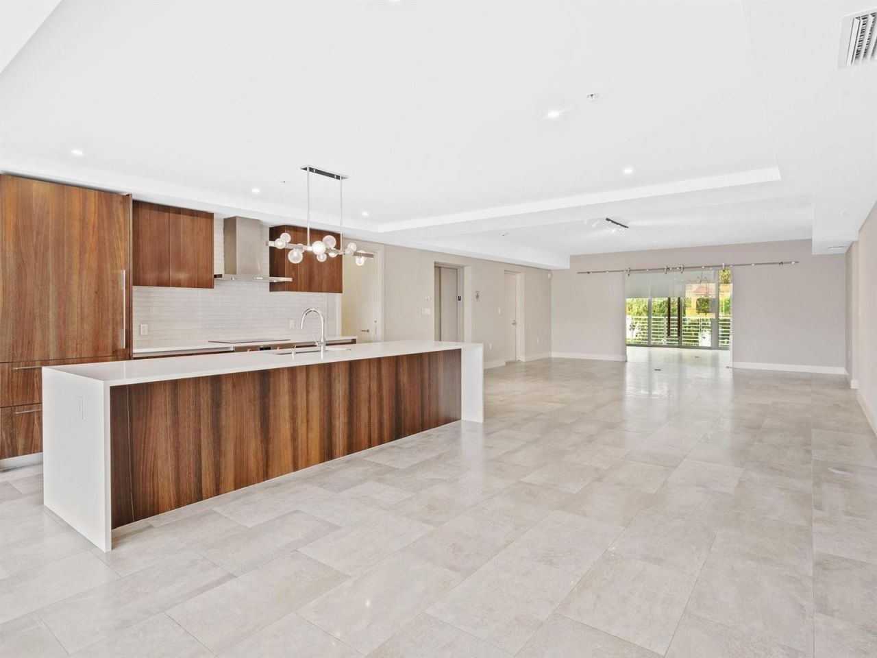 133 Isle Of Venice Drive, Unit 201, Fort Lauderdale, FL 33301 Photo