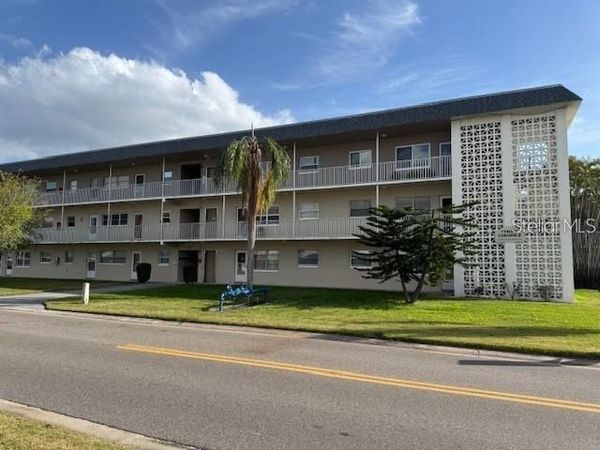 5720 13TH AVENUE N, Unit 106B, ST PETERSBURG, FL 33710