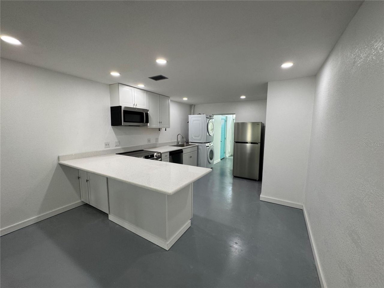 5720 13th Avenue N, Unit 106B, Saint Petersburg, FL 33710 Photo