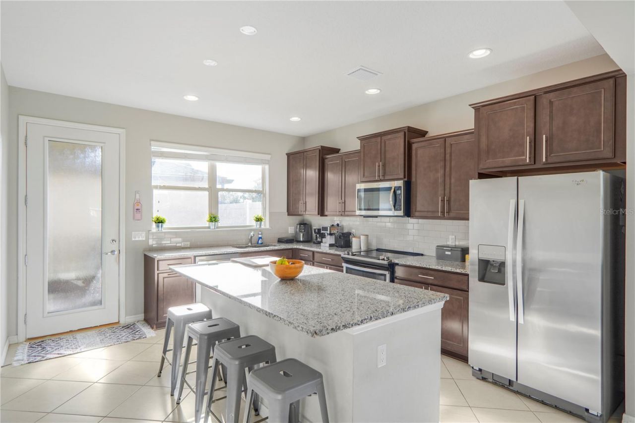 7245 Half Moon Lake Drive , Winter Garden, FL 34787 Photo