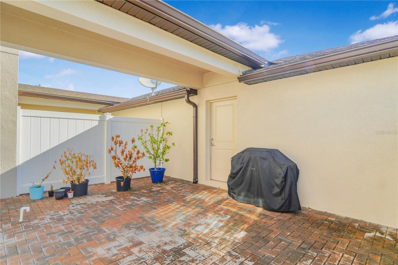 7245 Half Moon Lake Drive , Winter Garden, FL 34787 Photo