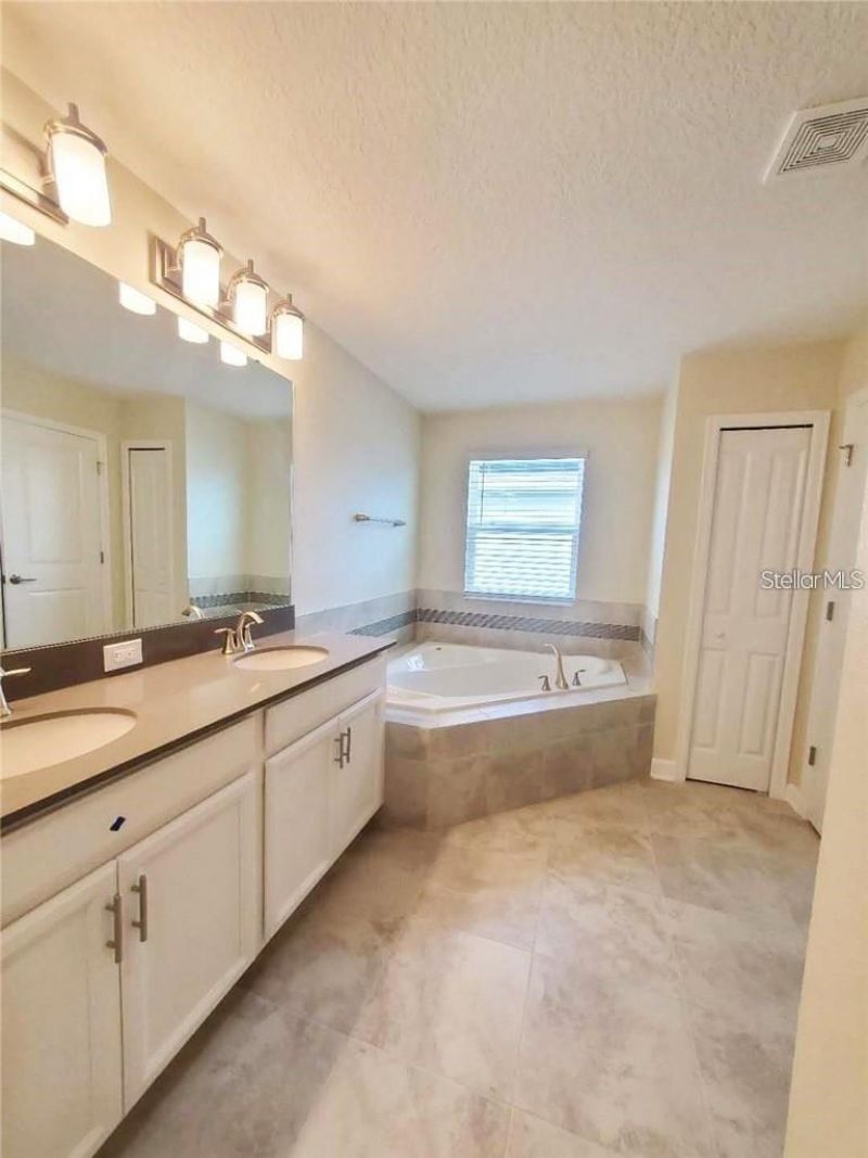 11211 History Avenue , Orlando, FL 32832 Photo