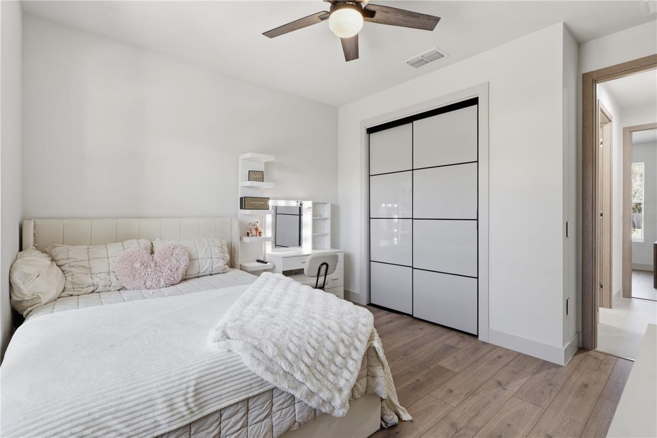 42 Llewellyn Trail , Palm Coast, FL 32164 Photo