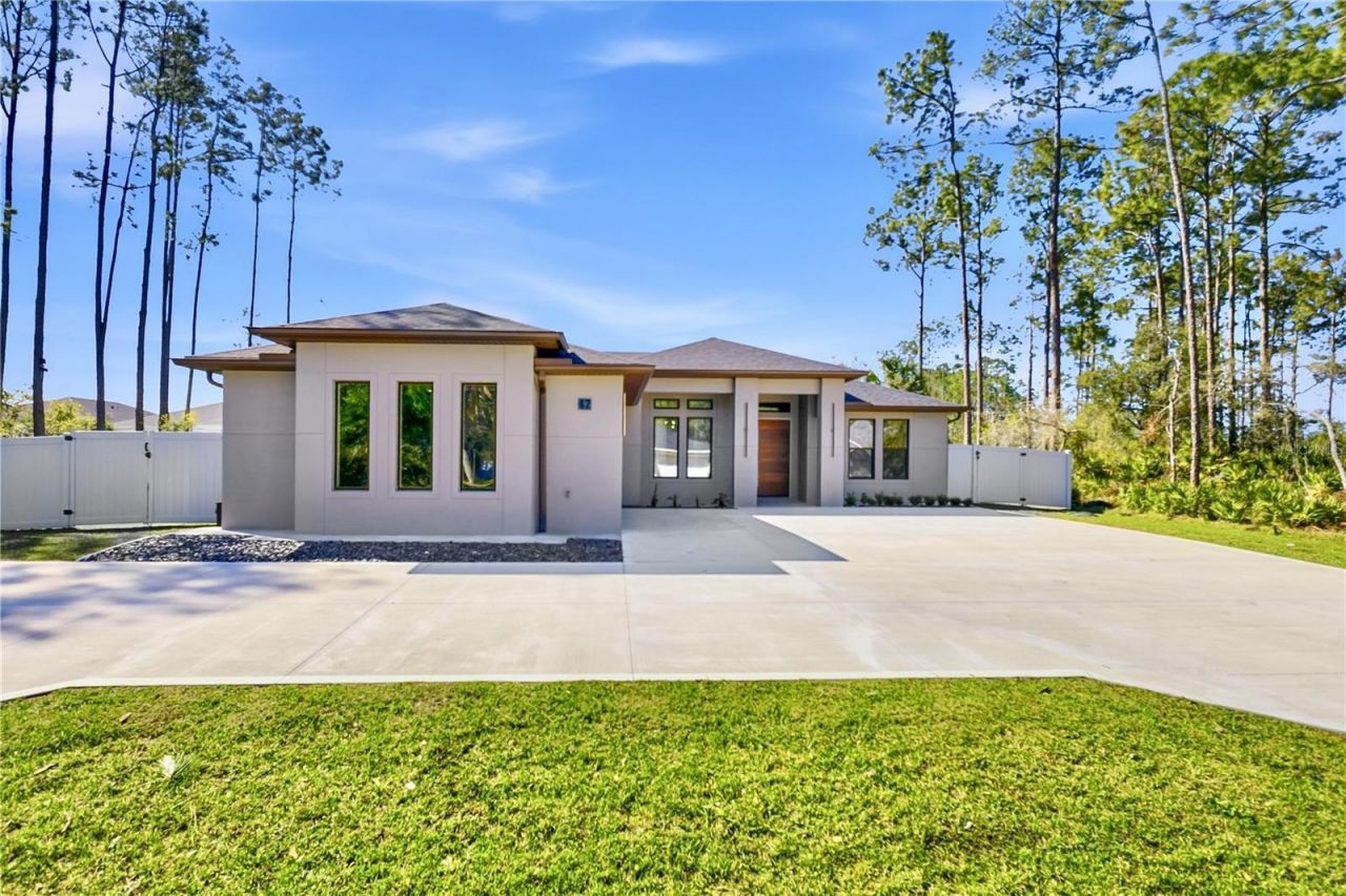 42 Llewellyn Trail , Palm Coast, FL 32164 Photo