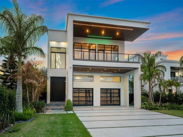 1194 N PENINSULA AVENUE , NEW SMYRNA BEACH, FL 32169