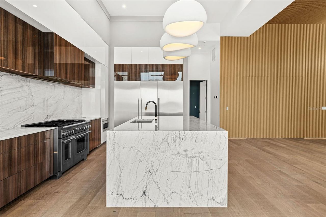 1194 N Peninsula Avenue, New Smyrna Beach, FL 32169 Photo