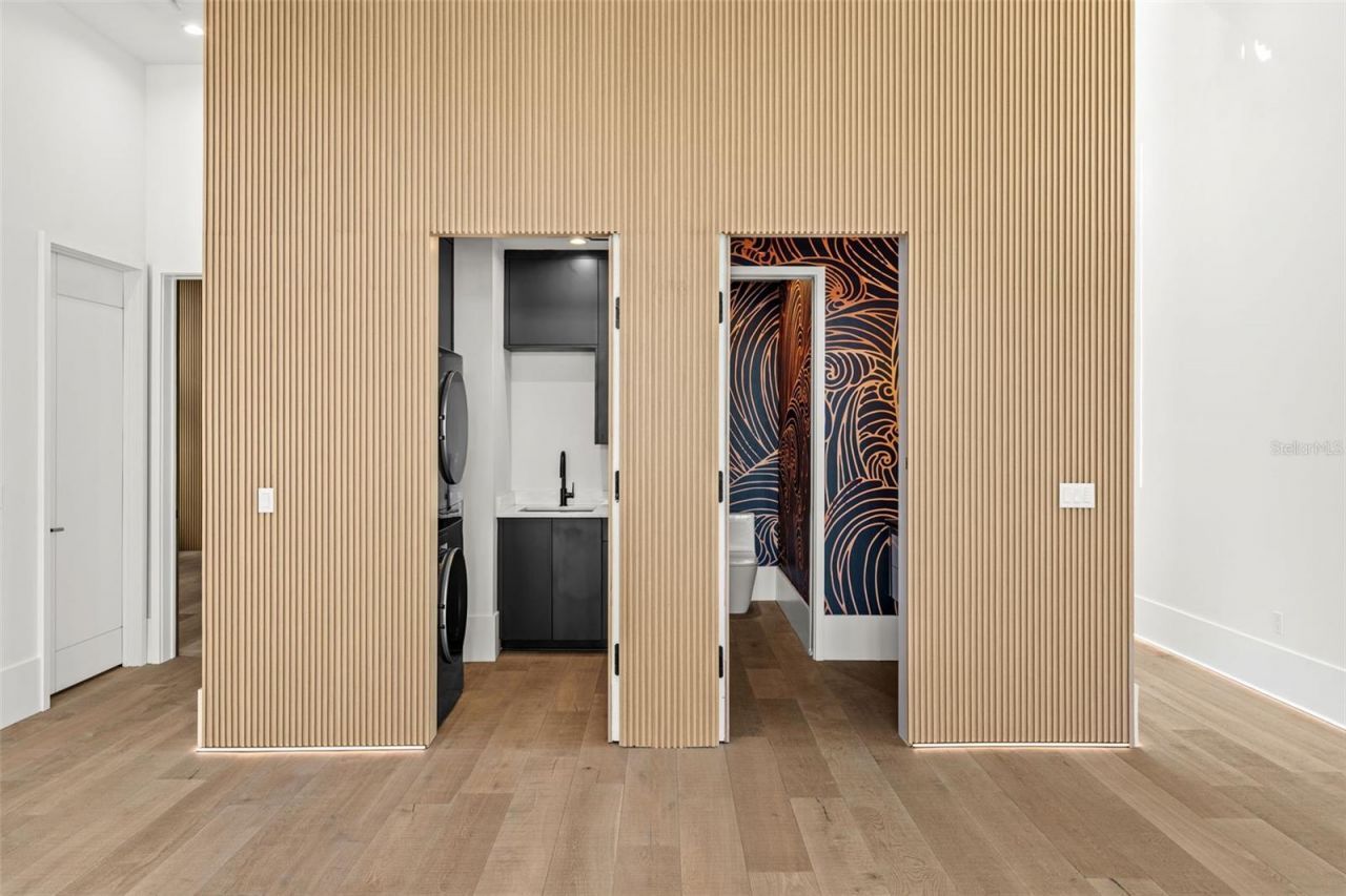 1194 N Peninsula Avenue, New Smyrna Beach, FL 32169 Photo