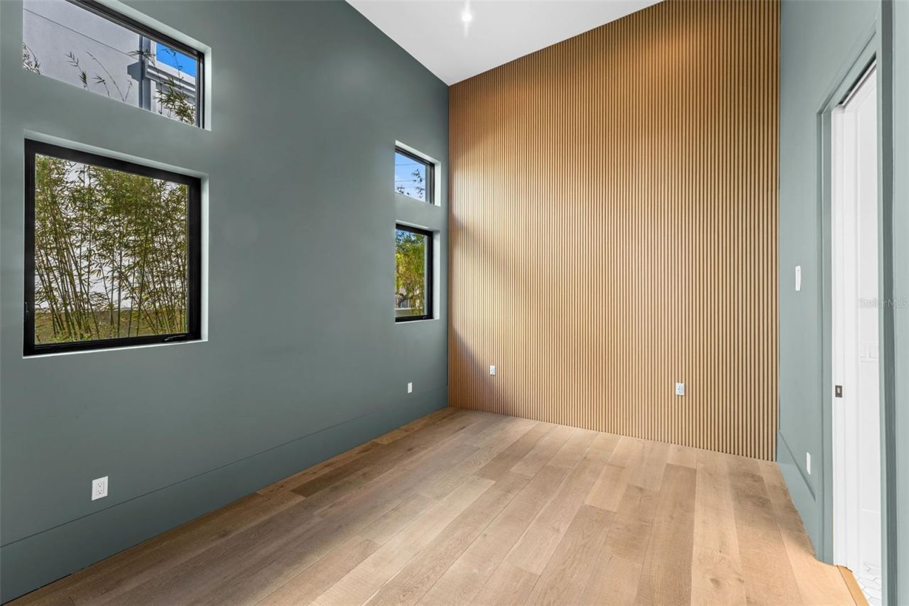 1194 N Peninsula Avenue, New Smyrna Beach, FL 32169 Photo