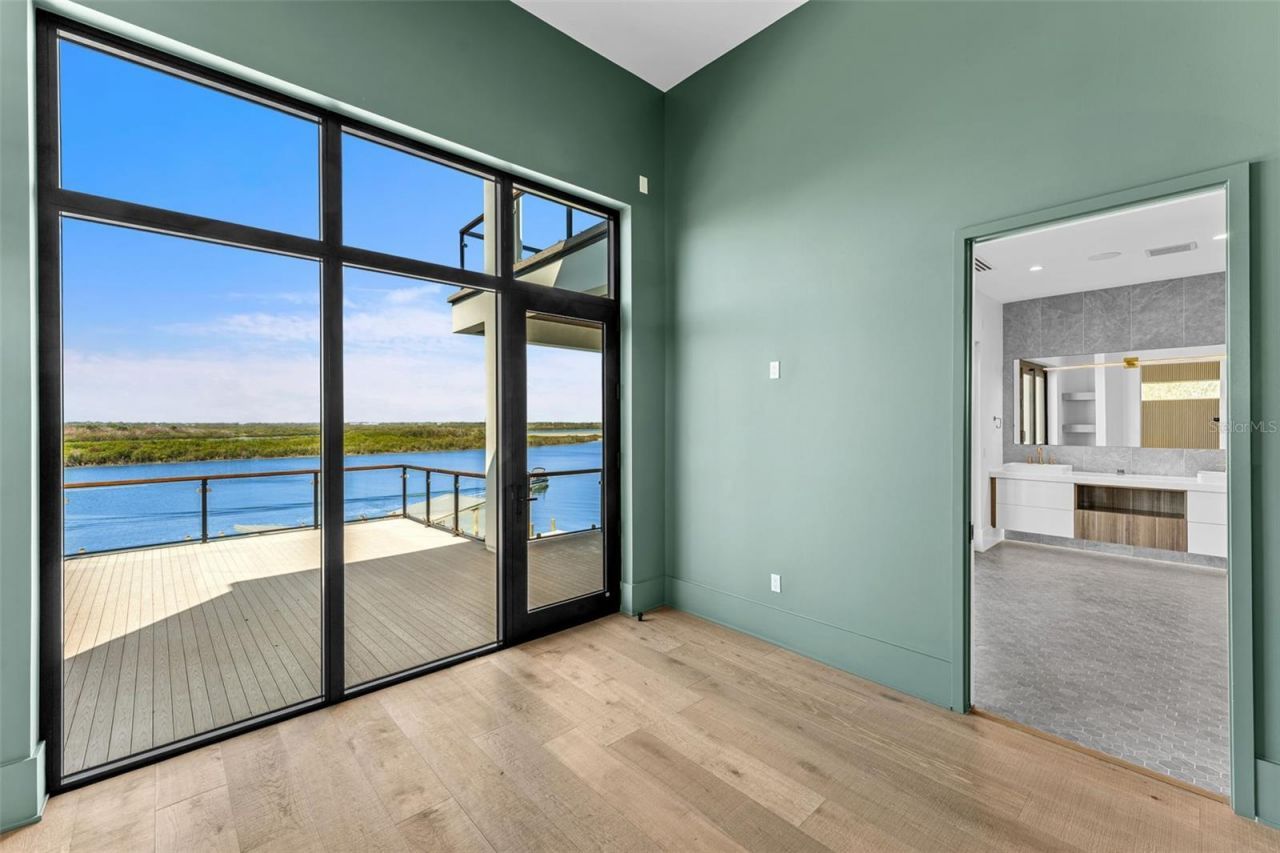 1194 N Peninsula Avenue, New Smyrna Beach, FL 32169 Photo