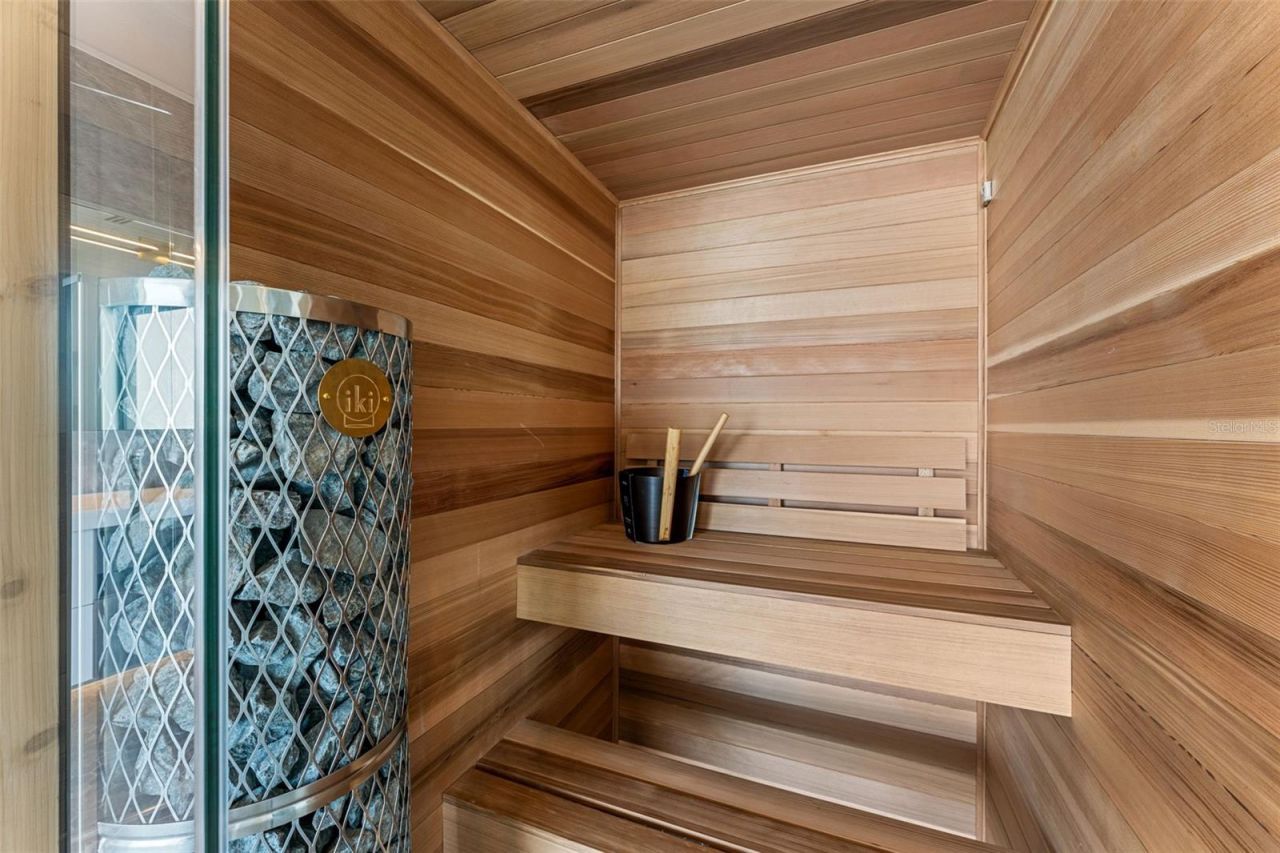 1194 N Peninsula Avenue, New Smyrna Beach, FL 32169 Photo