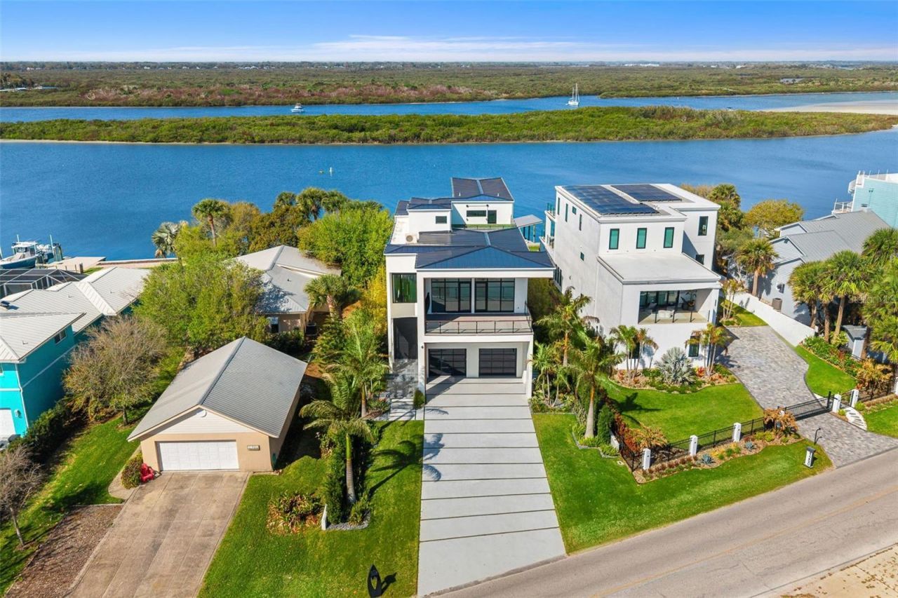 1194 N Peninsula Avenue, New Smyrna Beach, FL 32169 Photo