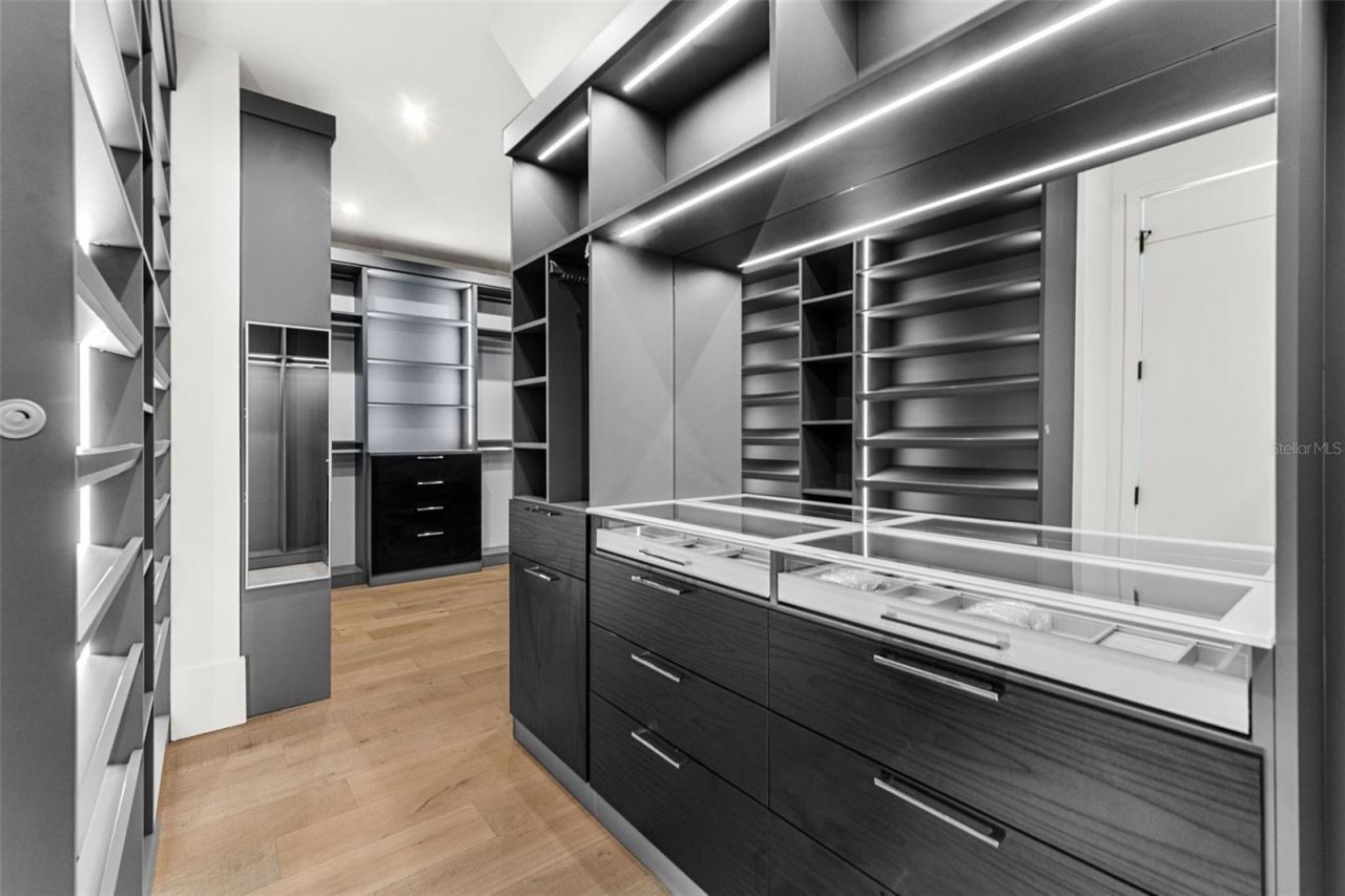 1194 N Peninsula Avenue, New Smyrna Beach, FL 32169 Photo