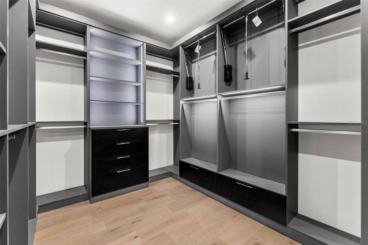 1194 N Peninsula Avenue, New Smyrna Beach, FL 32169 Photo