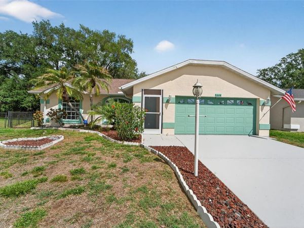 5644 29TH STREET CIRCLE E, BRADENTON, FL 34203