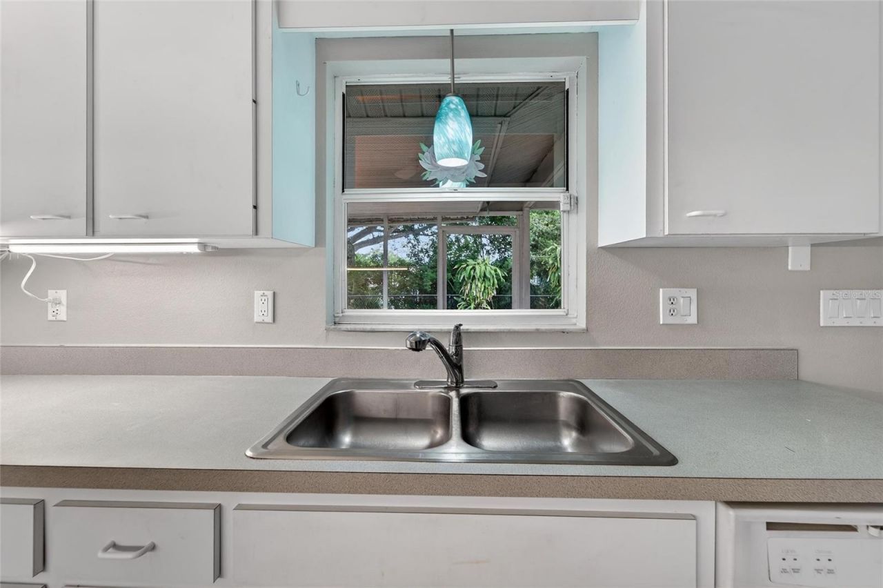 5644 29th Street Circle E, Bradenton, FL 34203 Photo